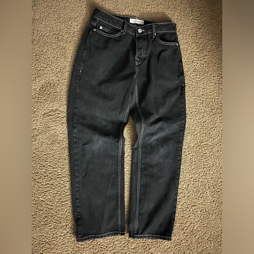 Black baggy jeans W30/L32.